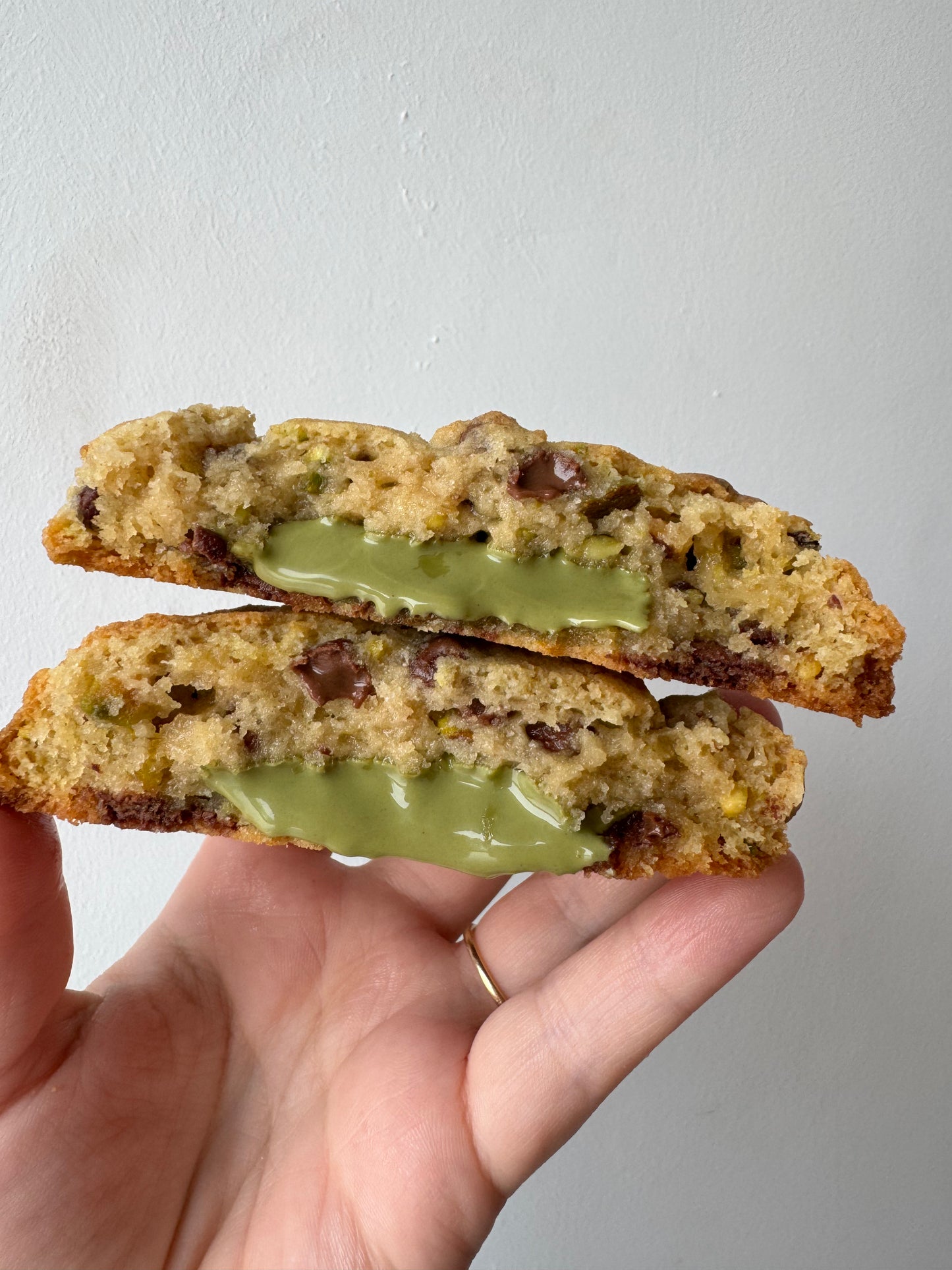 Pistachio & milk chocolate